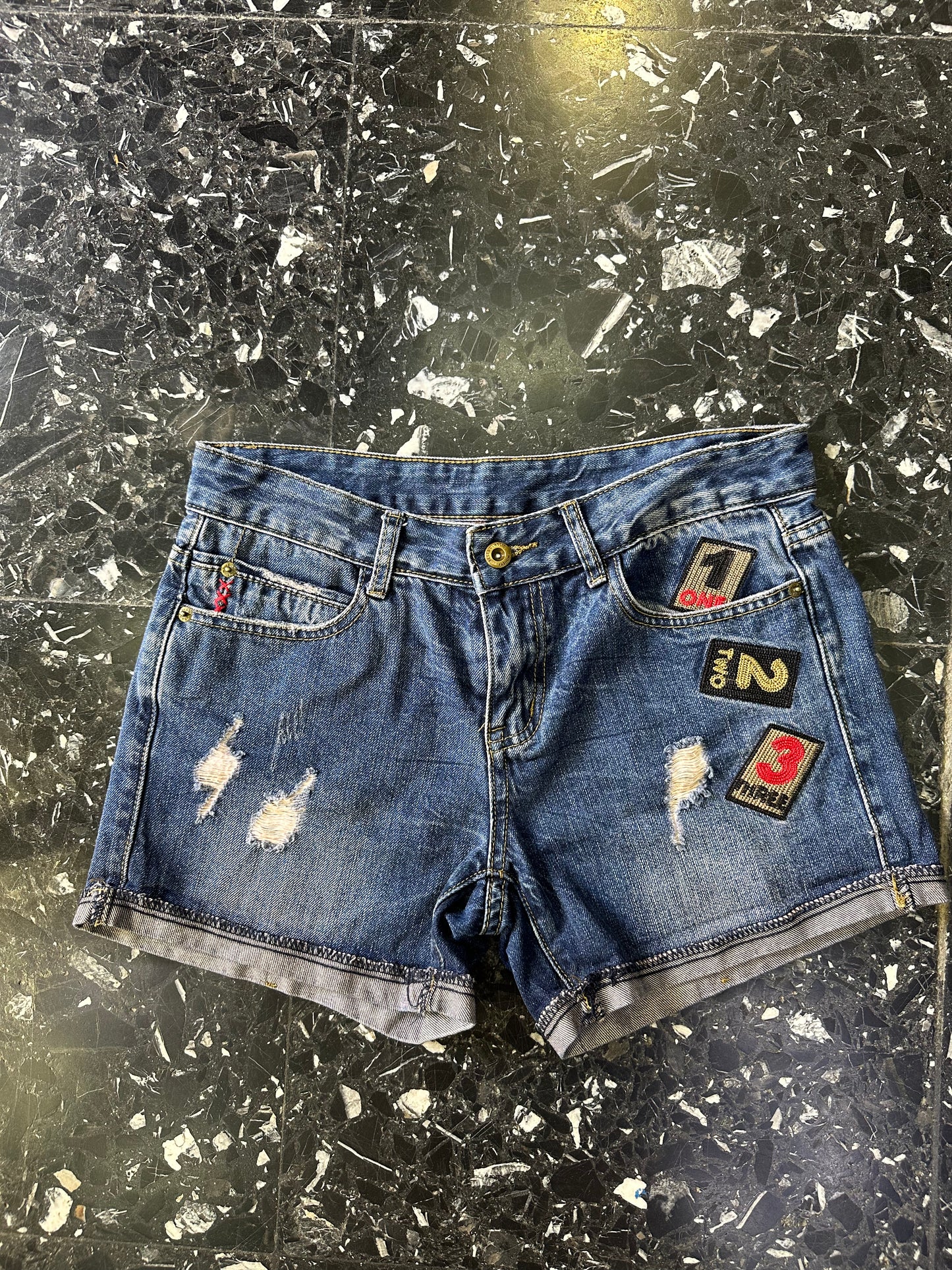 Short in jeans con patch - tg 42 E02